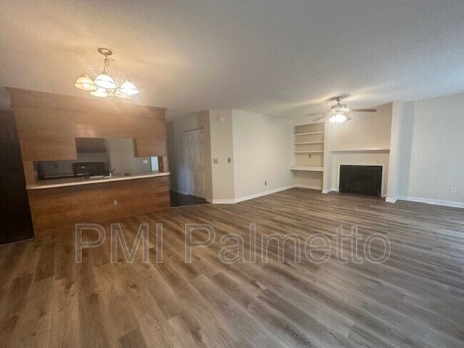 Building Photo - 61A Battery Walk Ct
