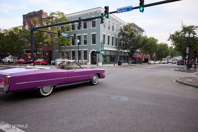 Building Photo - 4711 Azalea Landing Dr