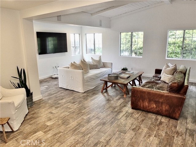 Building Photo - 220 Loyola Rd