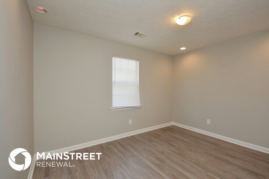 Building Photo - 9270 Scarlett Dr SW