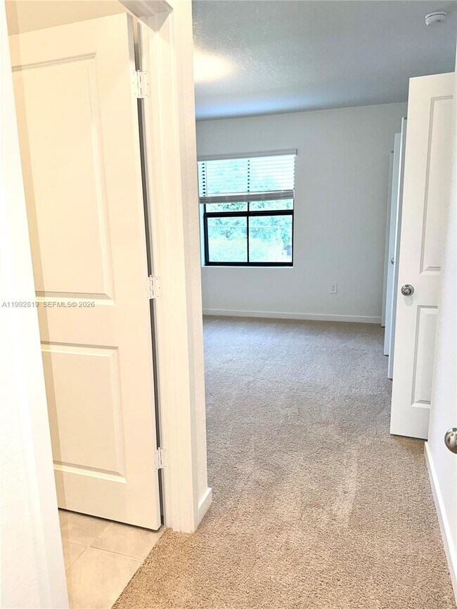 Building Photo - 359 NE 16th St