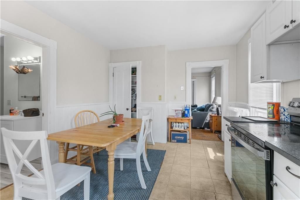 Building Photo - 501 Spring St