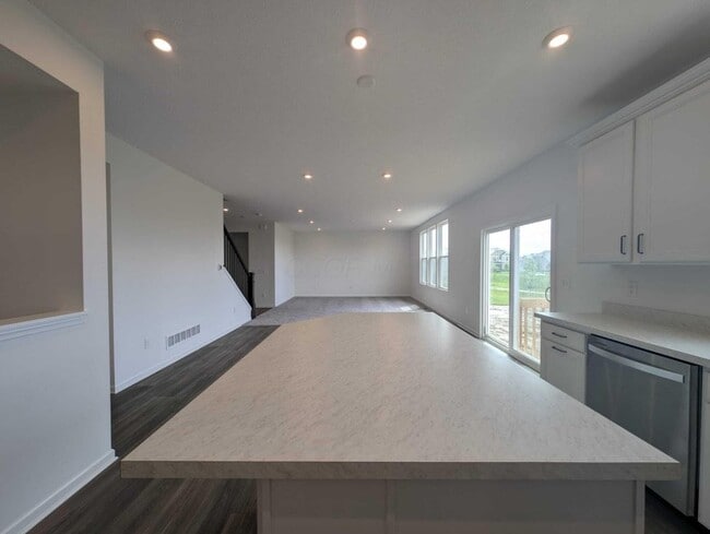 Building Photo - 832 Callaway Ln