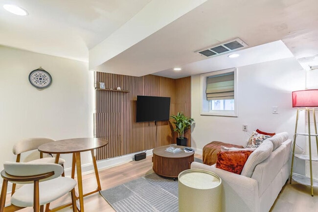 Building Photo - 4203 73rd Ave