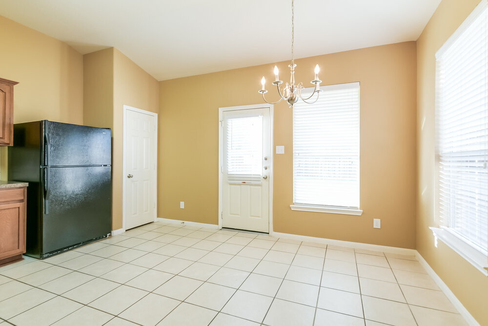 Building Photo - 15538 Anton Dr