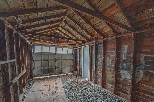 Building Photo - 1155 Hall St