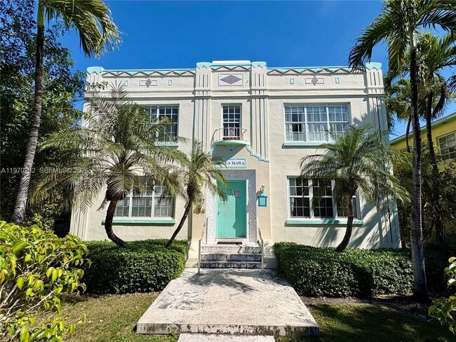 Building Photo - 1027 Euclid Ave