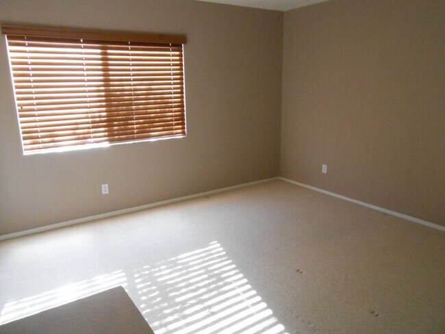 Building Photo - 3468 Martin Hall Dr