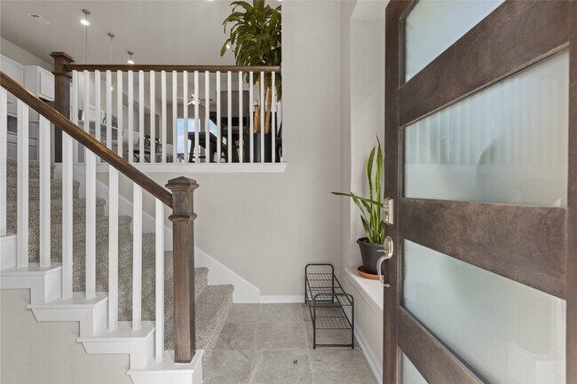 Building Photo - 9443 Starlight Oak Dr