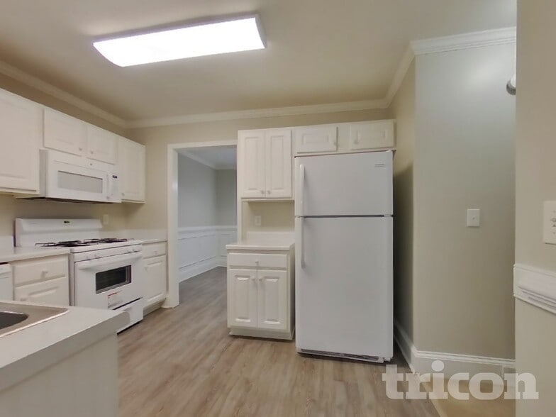 Building Photo - 100 Legend Creek Ln