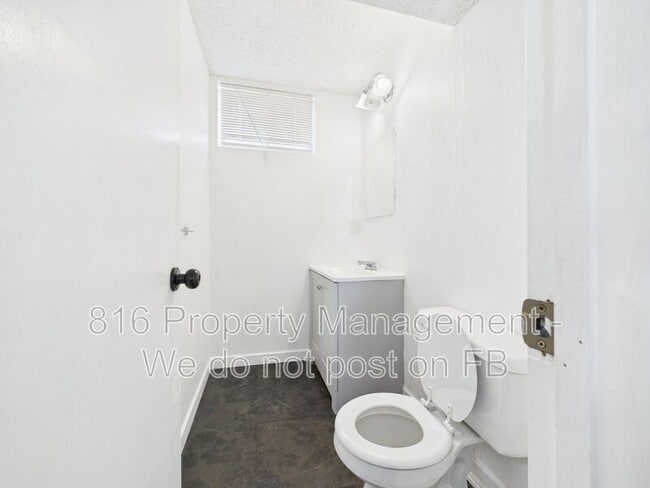 Building Photo - 10514 E 41st Terrace