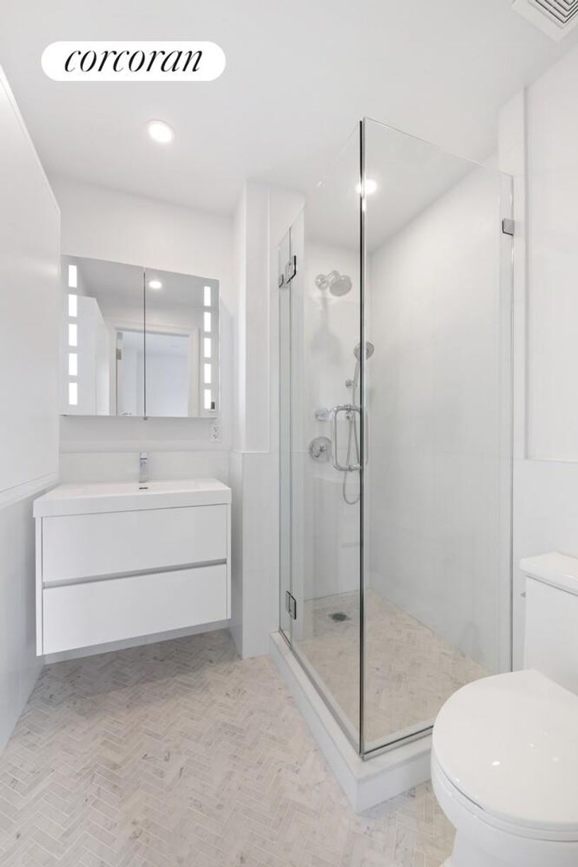 Building Photo - 241 W 97th St