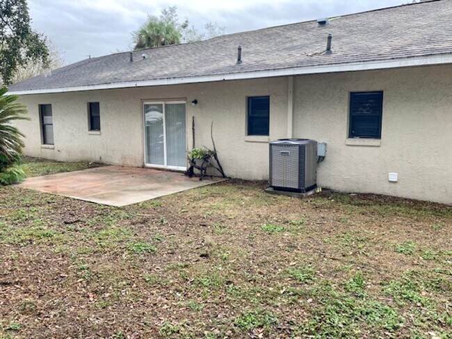 Building Photo - 6170 W Pinedale Cir