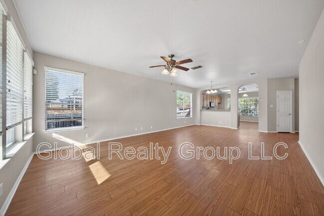 Building Photo - 212 Cloud Crossing