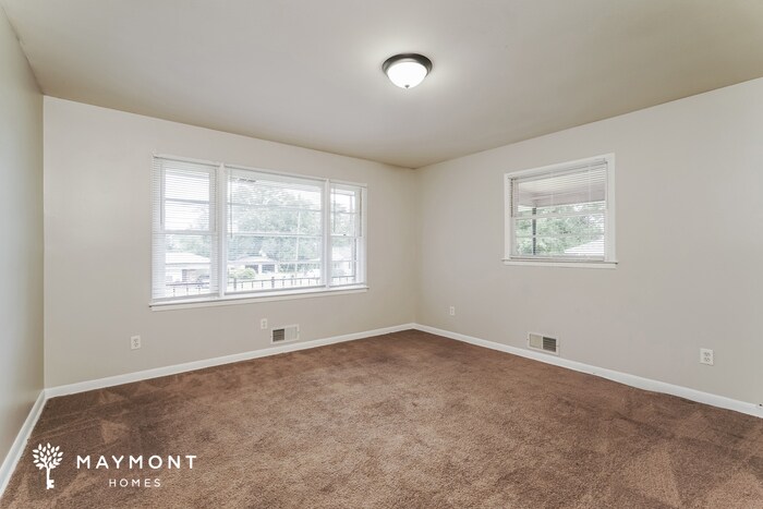 Building Photo - 2118 Cadden Rd
