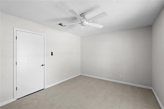 Building Photo - 1106 Almond Dr