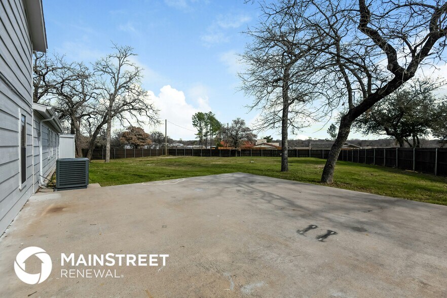 Building Photo - 1146 Harmony Cir