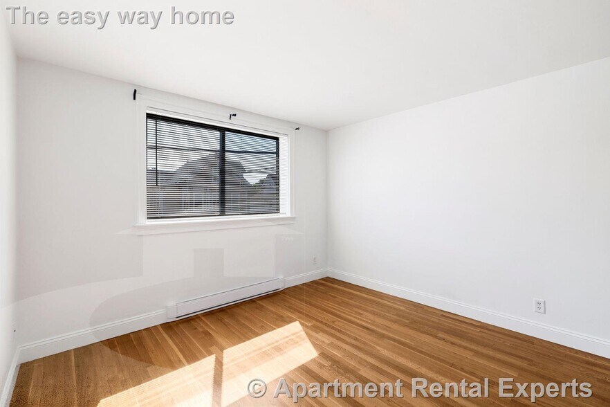 Building Photo - 134 Summer St