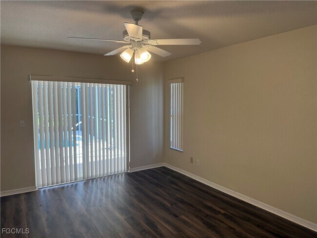 Building Photo - 2018 SW 30th St