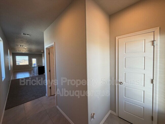 Building Photo - 4875 Mount Salas St NE