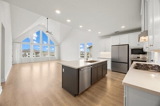 Building Photo - 997 Sage Thrasher Cir