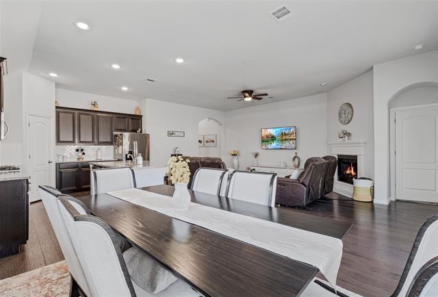 Building Photo - 1124 Diamond Dove Dr