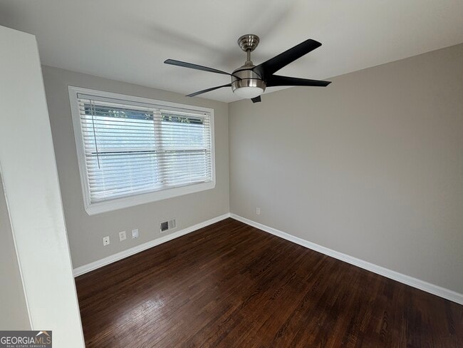 Building Photo - 3567 Brookfield Ln