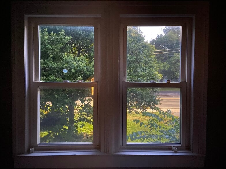 Building Photo - 50 Utica St