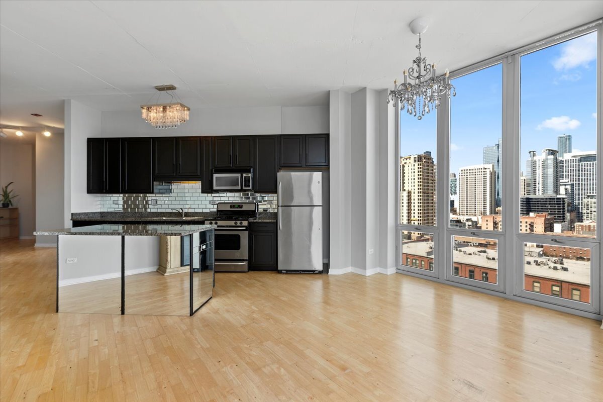 Building Photo - 1600 S Indiana Ave