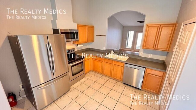 Building Photo - 2132 Falkner Rd