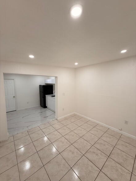 Building Photo - 10424 SW 7th St