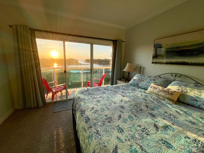 Building Photo - 105 63rd St