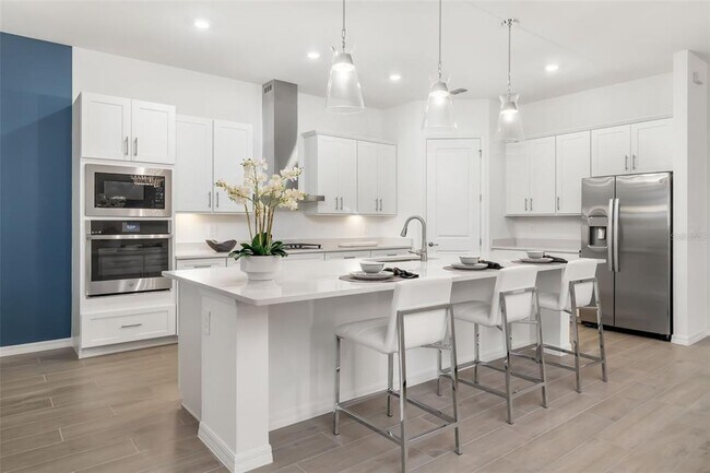 Building Photo - 5617 Lightning Whelk Ln