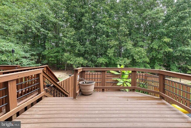 Building Photo - 712 Pine Drift Dr