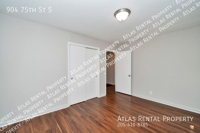 Building Photo - 904 75th St S