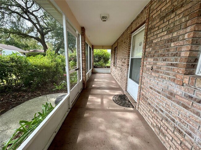 Building Photo - 63 Ivy Ln