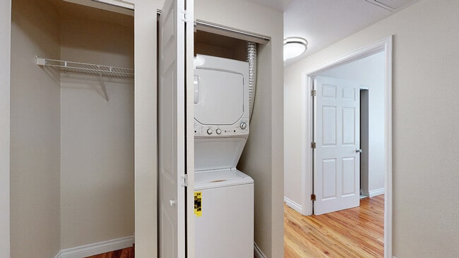 Building Photo - Wheelhouse Apartments