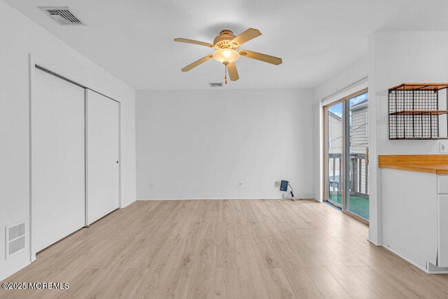 Building Photo - 202 9th Ave