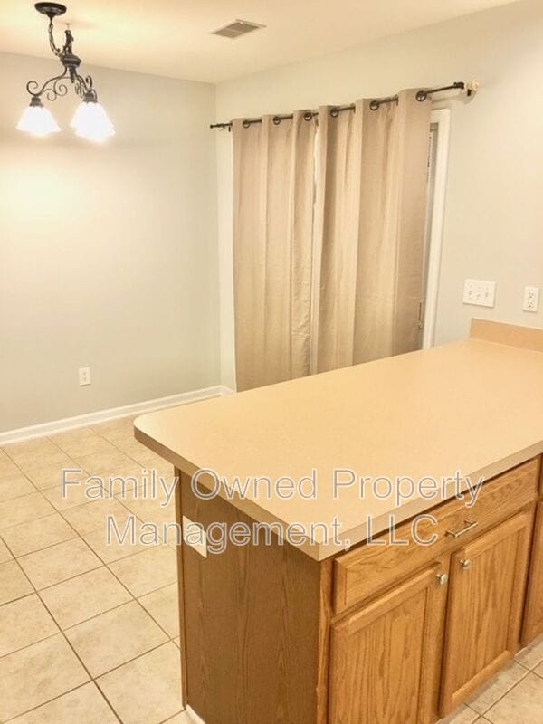 Building Photo - 200 Pond Pine Trail