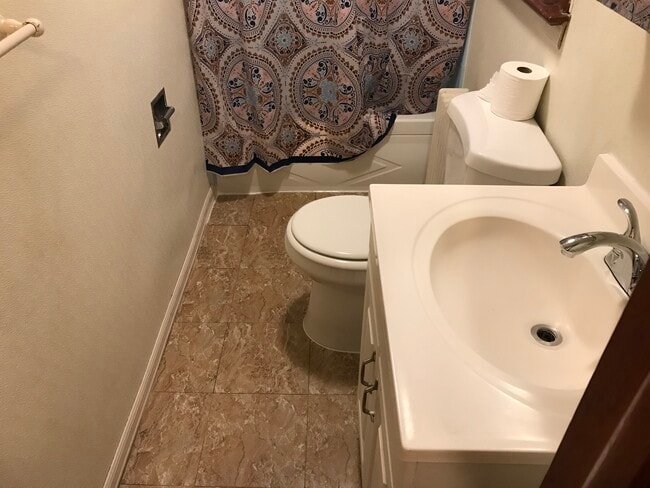 Building Photo - 676 Convery Blvd