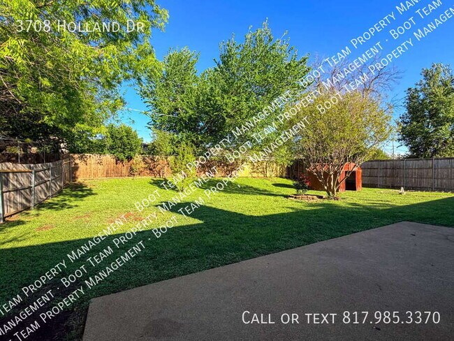 Building Photo - 3708 Holland Dr