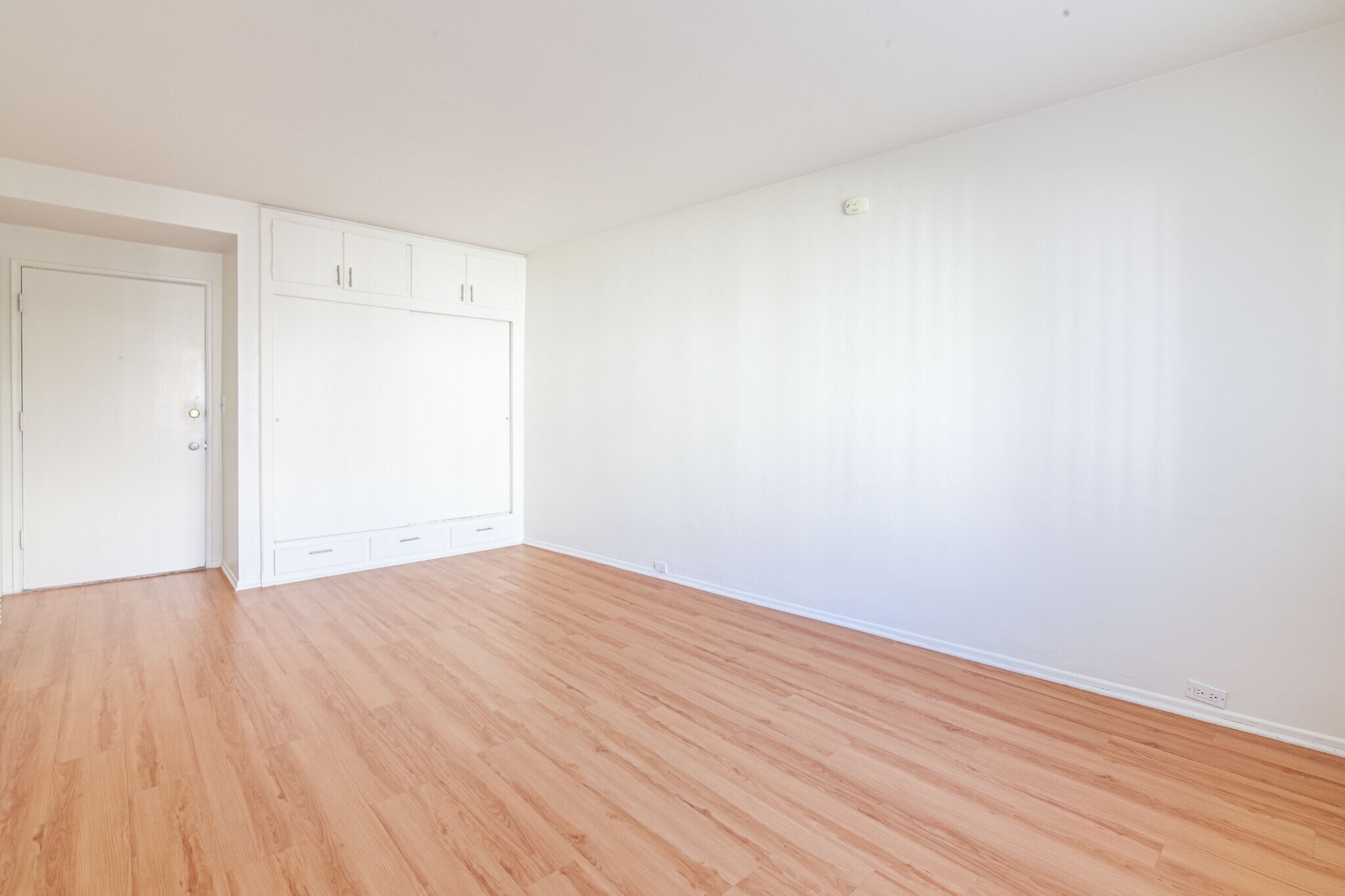 Building Photo - 667-669-669 Levering Ave