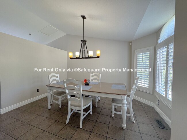 Building Photo - Wonderful Draper East Bench Home with Gorgeous Valley Views