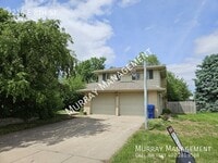Building Photo - 2216 E 8th St