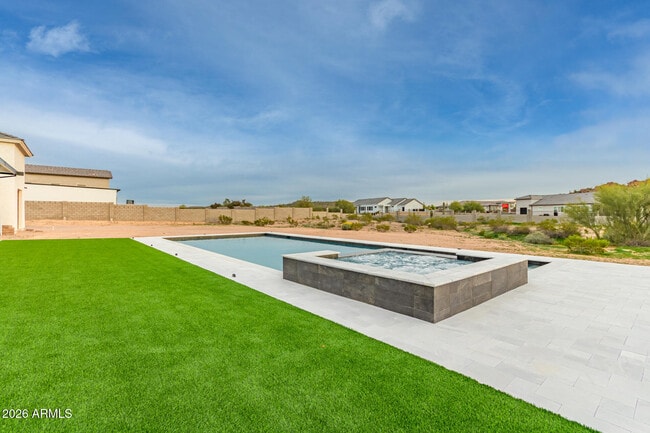 Building Photo - 267 W Amherst St