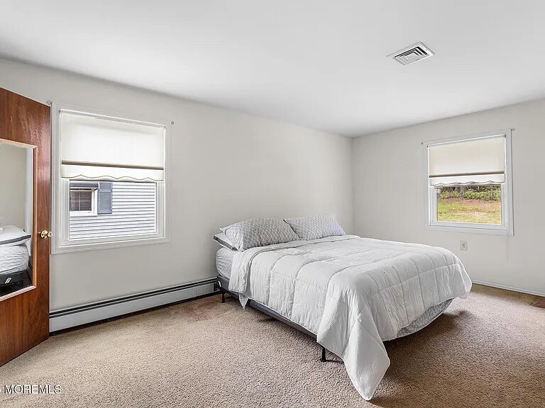 Building Photo - 43 Freeport Ct