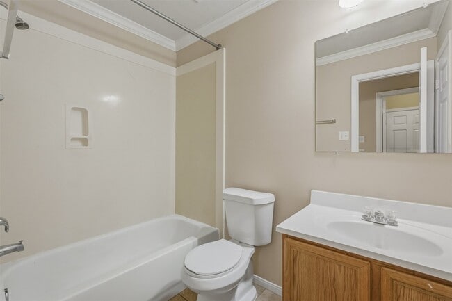 Building Photo - 5911 Camron Point Cir