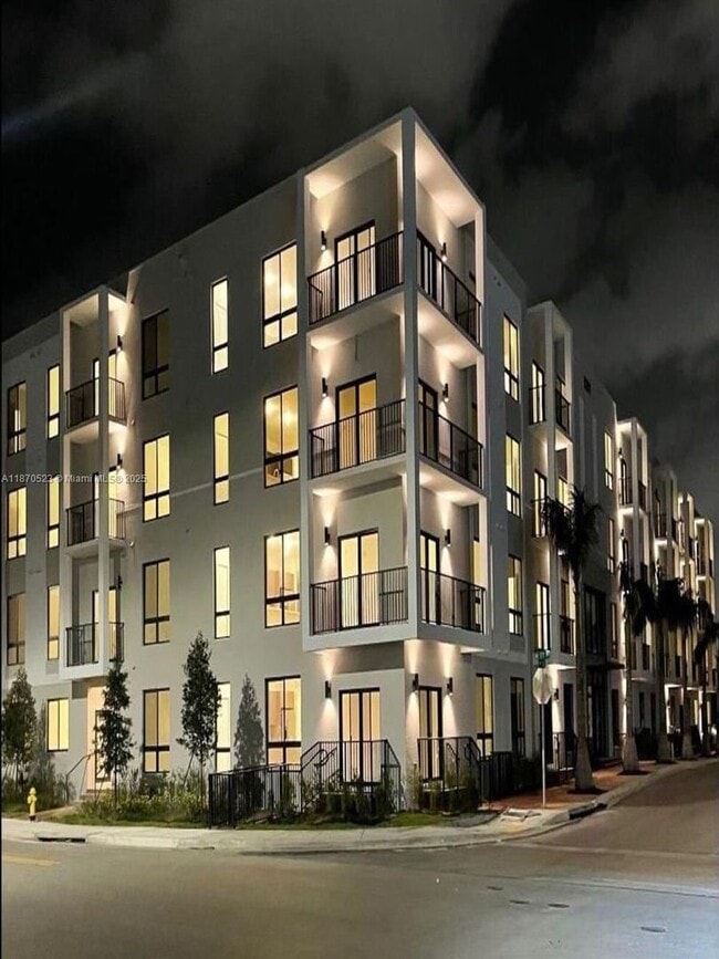 Building Photo - 8167 NW 41st St