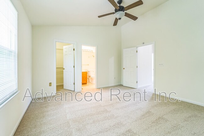 Building Photo - 8942 Quail Run Dr