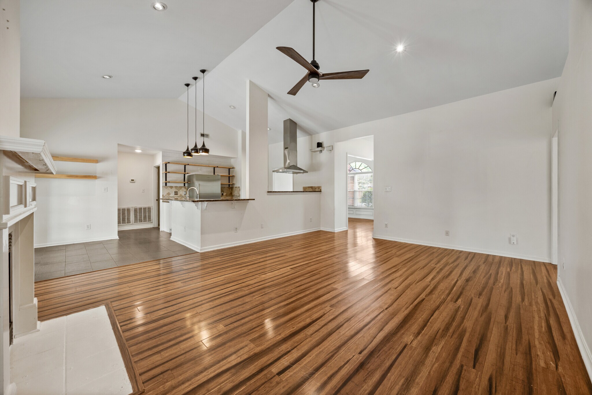 Building Photo - 125 Coldsprings Dr